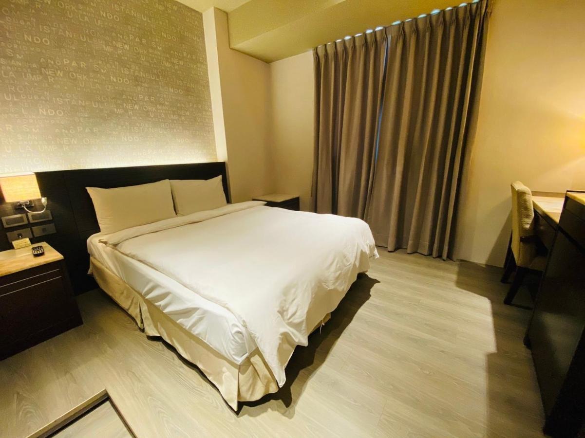 Dlinn Hotel Taichung Exteriör bild