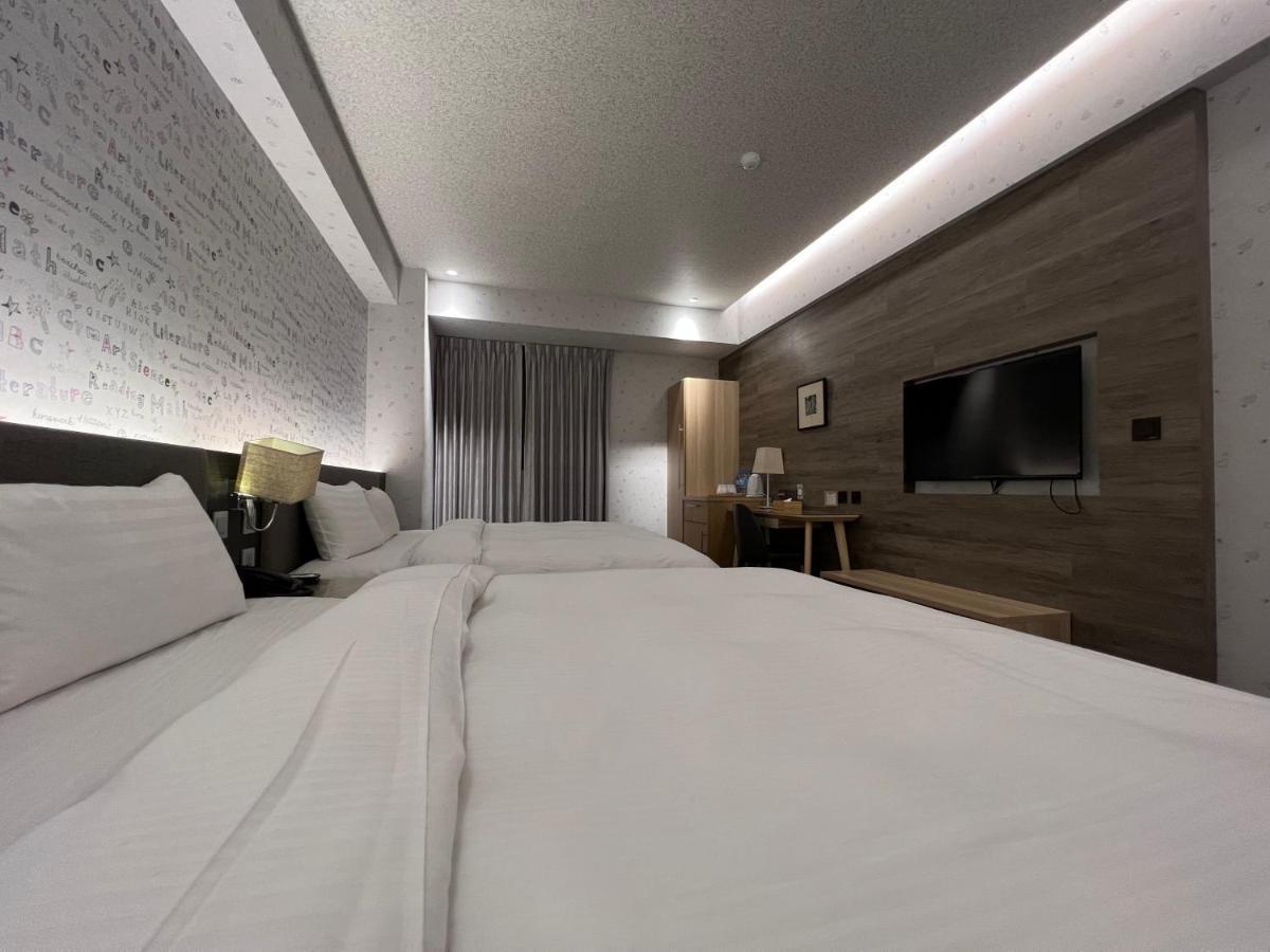 Dlinn Hotel Taichung Exteriör bild